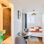 Cosy Proche Paris Et Du Bois De Vincennes アパート
