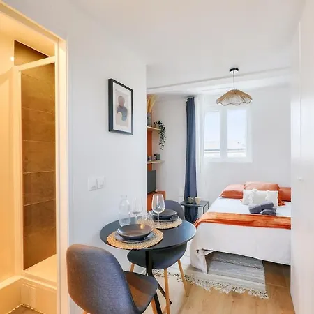 Cosy Proche Paris Et Du Bois De Vincennes アパート